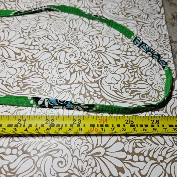 Vera Bradley~Cupcakes Green~Mini Hipster Crossbody - Picture 8 of 8